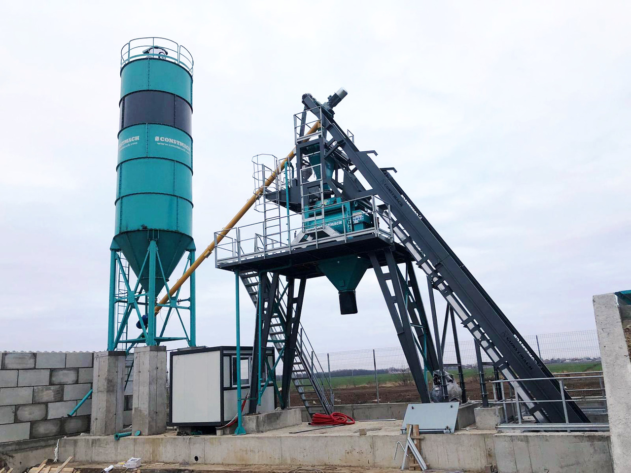 Constmach 60 m³/h Compact Concrete Batching Plant - Betongfabrik: bild 3 Constmach 60 m³/h Compact Concrete Batching Plant - Betongfabrik: bild 3