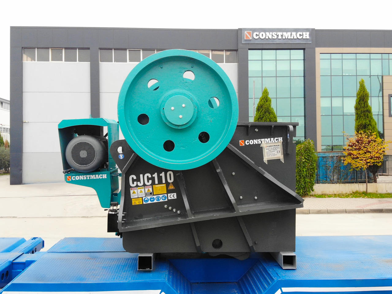 Constmach Delivery Of 60-110 Tph Jaw Crushers In Stock - Kävkross: bild 2 Constmach Delivery Of 60-110 Tph Jaw Crushers In Stock - Kävkross: bild 2