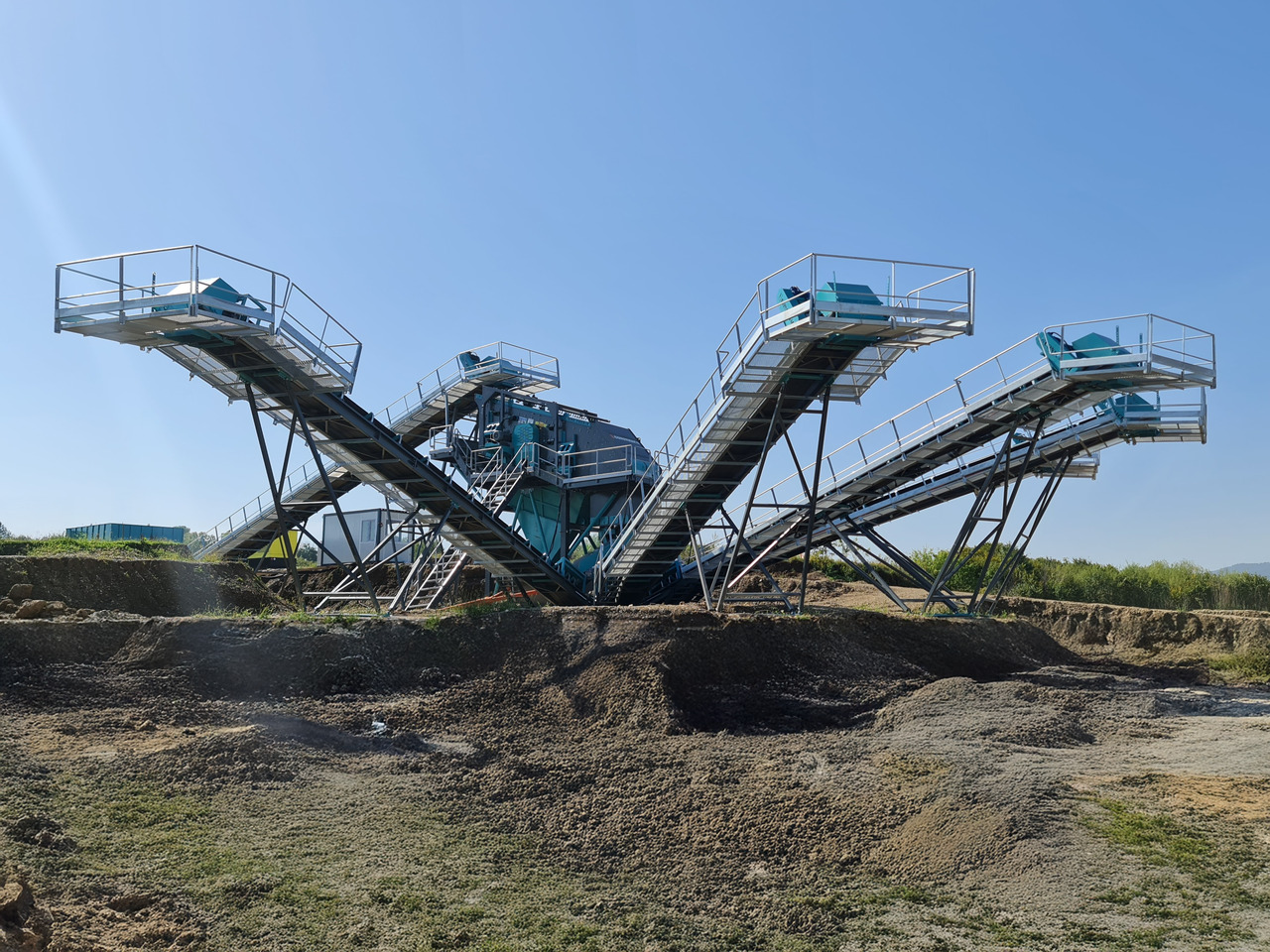 Constmach Stationäre Sand- und Kieswasch- und Siebanlage - Sorteringsverk: bild 4 Constmach Stationäre Sand- und Kieswasch- und Siebanlage - Sorteringsverk: bild 4