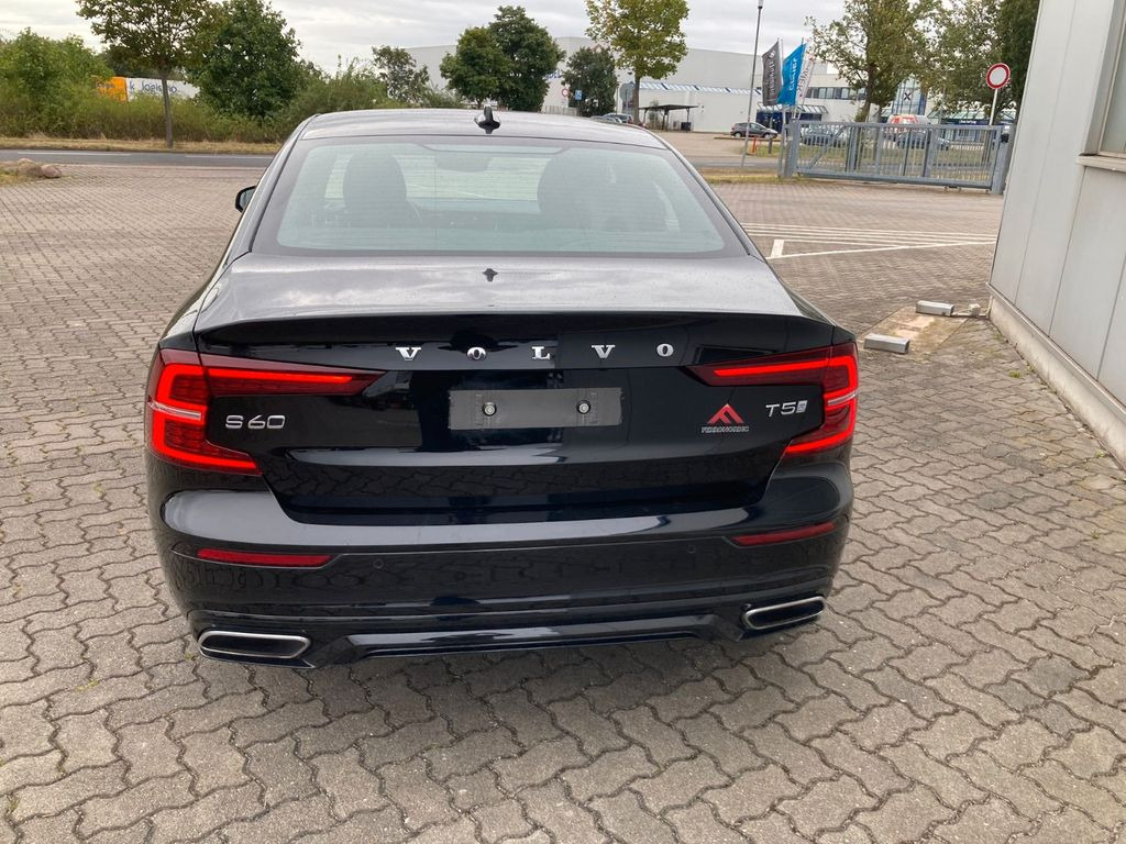 Volvo S60 T5 Lim. R-Design - Personbil: bild 3 Volvo S60 T5 Lim. R-Design - Personbil: bild 3