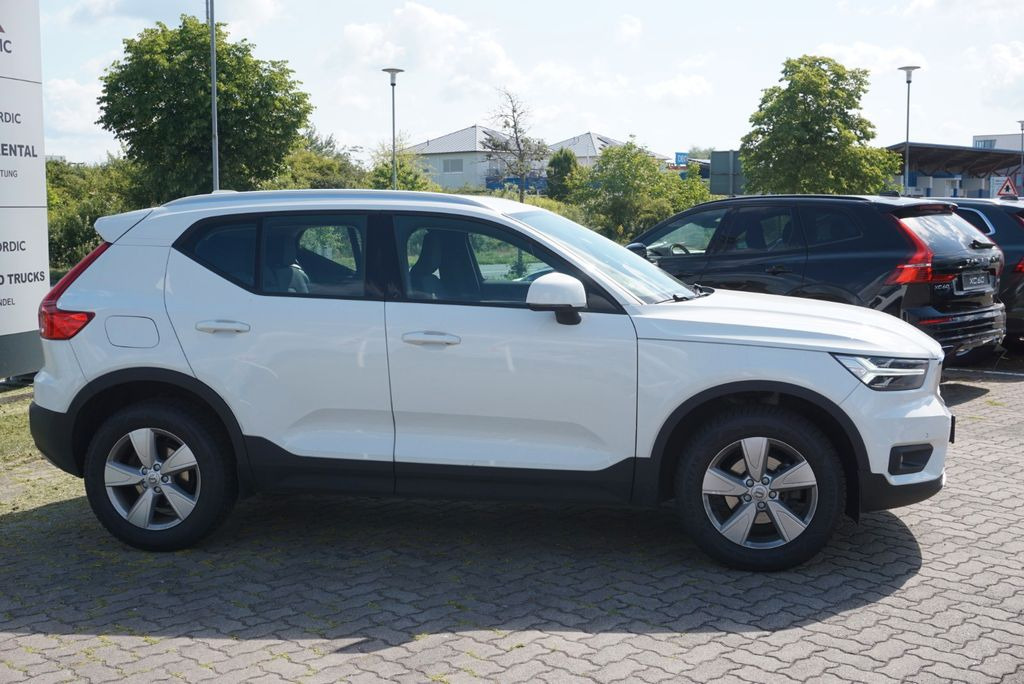Volvo XC 40 T3 Momentum Pro 2WD - SUV: bild 2 Volvo XC 40 T3 Momentum Pro 2WD - SUV: bild 2