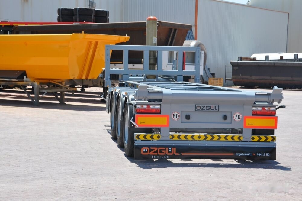 Özgül 40 FT TIPPING CONTAINER CHASSIS AINER CARRIER - Containerbil/ Växelflak semitrailer: bild 1 Özgül 40 FT TIPPING CONTAINER CHASSIS AINER CARRIER - Containerbil/ Växelflak semitrailer: bild 1