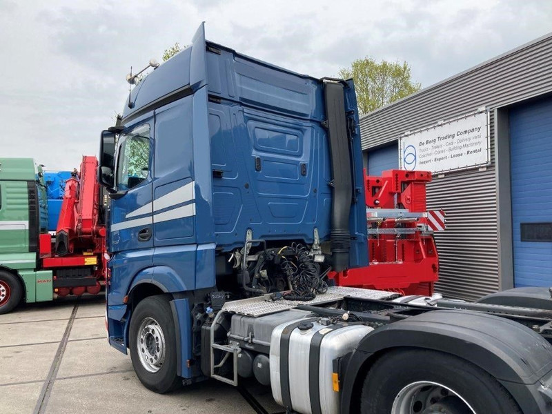 Mercedes-Benz Actros 2863 LS 6x4 - Dragbil: bild 4 Mercedes-Benz Actros 2863 LS 6x4 - Dragbil: bild 4