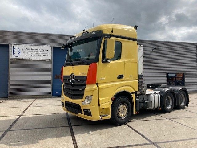 Mercedes-Benz Actros 3351 6x4 - Dragbil: bild 1 Mercedes-Benz Actros 3351 6x4 - Dragbil: bild 1