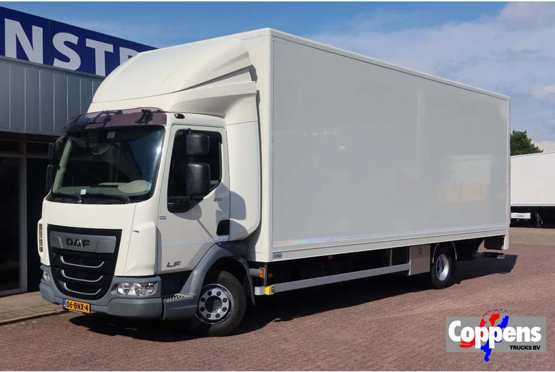 DAF LF 210 FA Bakwagen + Dhollandia 2000 kg klep extra accu set, 3x bindrail + stang. - Lastbil med skåp: bild 1 DAF LF 210 FA Bakwagen + Dhollandia 2000 kg klep extra accu set, 3x bindrail + stang. - Lastbil med skåp: bild 1
