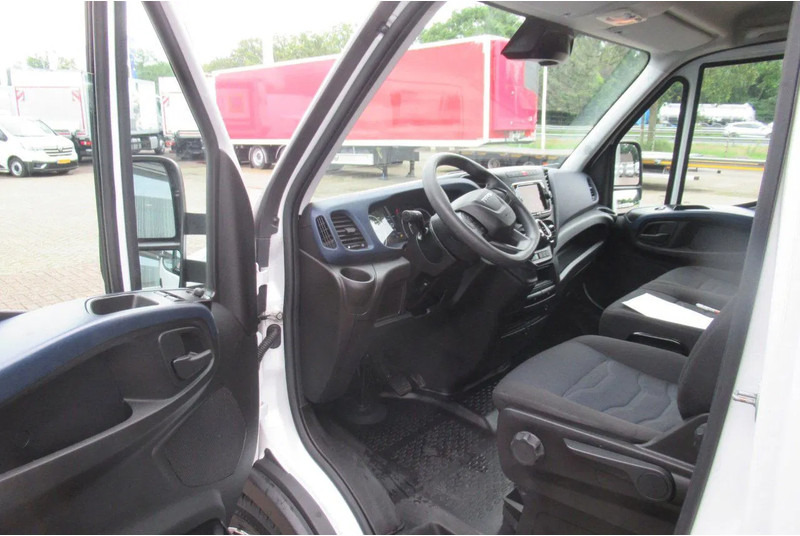 Iveco Daily 35C16 Bak+Klep Automaat Laadklep Airco Camera - Volymskåp: bild 5 Iveco Daily 35C16 Bak+Klep Automaat Laadklep Airco Camera - Volymskåp: bild 5