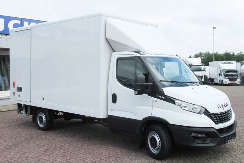 Iveco Daily 35S14 Bakwagen +Laadklep DHollandia 750 kg - Volymskåp: bild 2 Iveco Daily 35S14 Bakwagen +Laadklep DHollandia 750 kg - Volymskåp: bild 2