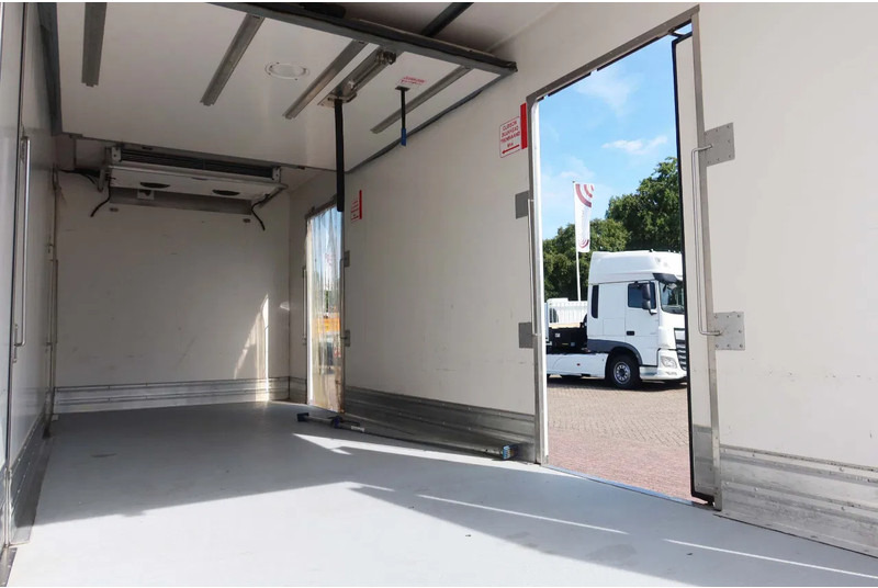 Iveco EuroCargo 120 El 210L Koel/Vries+Klep Bitemp met verplaatsbare wand - Kylbil lastbil: bild 4 Iveco EuroCargo 120 El 210L Koel/Vries+Klep Bitemp met verplaatsbare wand - Kylbil lastbil: bild 4