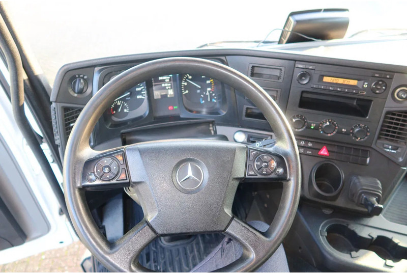 Mercedes-Benz Antos 2127 L Bak+Klep Dhollandia 2.000 kg, Geisoleerd dak - Lastbil med skåp: bild 5 Mercedes-Benz Antos 2127 L Bak+Klep Dhollandia 2.000 kg, Geisoleerd dak - Lastbil med skåp: bild 5