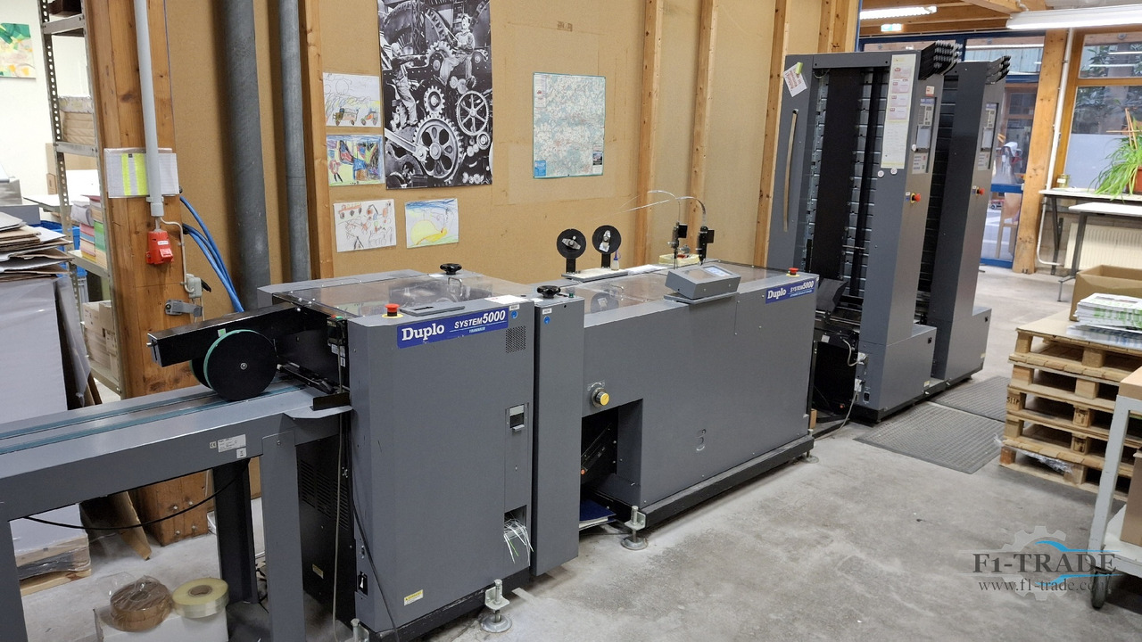 Duplo System 5000 - Tryckmaskin: bild 1 Duplo System 5000 - Tryckmaskin: bild 1