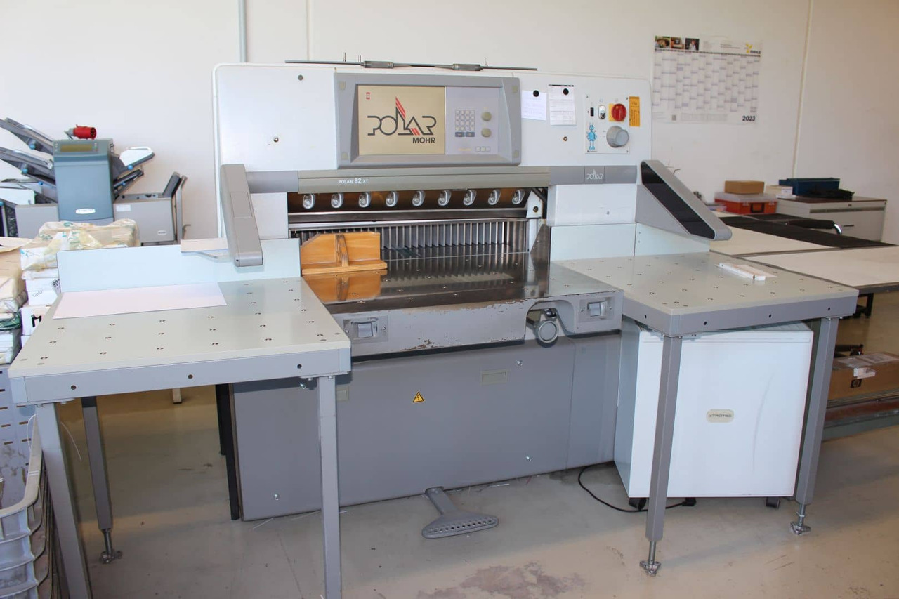 Polar 92 XT - Pappersskärmaskin: bild 1 Polar 92 XT - Pappersskärmaskin: bild 1