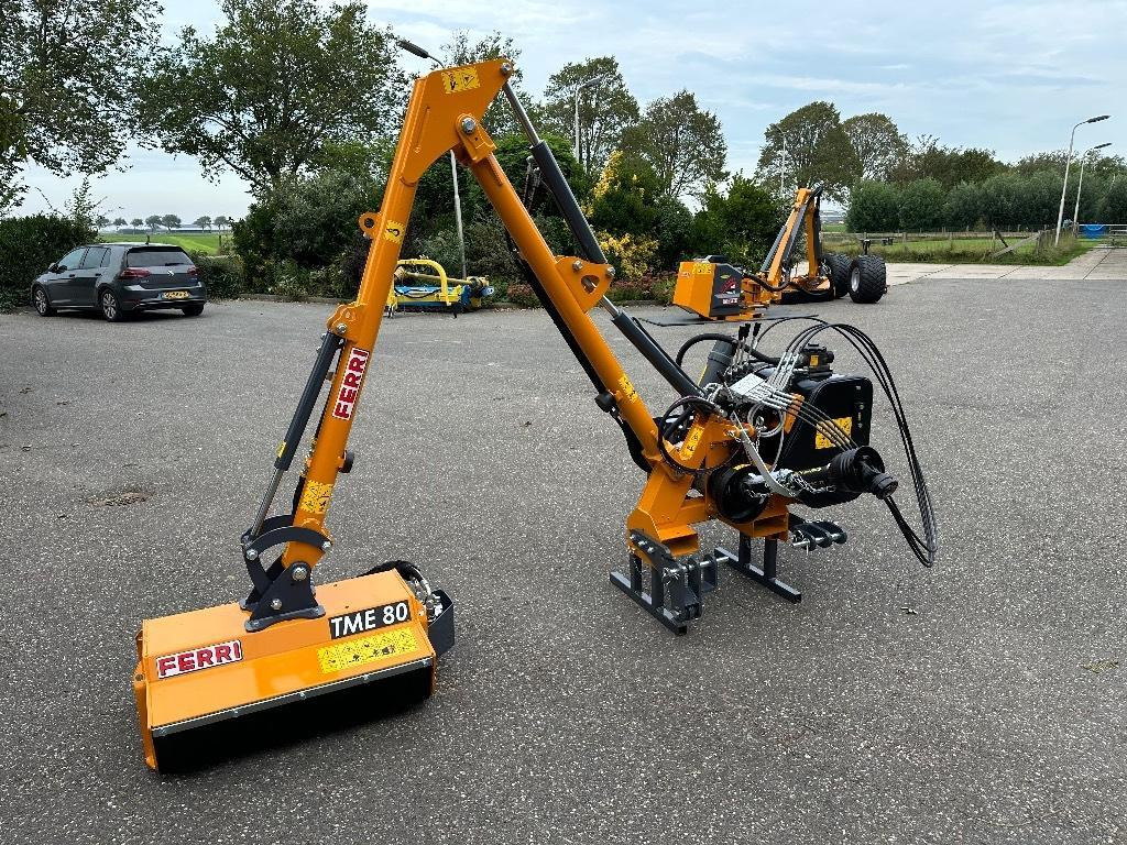 Ferri T320A klepelarm arm klepelmaaier (bj 2024) - Armklippare: bild 1 Ferri T320A klepelarm arm klepelmaaier (bj 2024) - Armklippare: bild 1