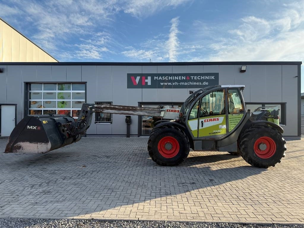 Claas 7040 - Teleskoplastar: bild 2 Claas 7040 - Teleskoplastar: bild 2