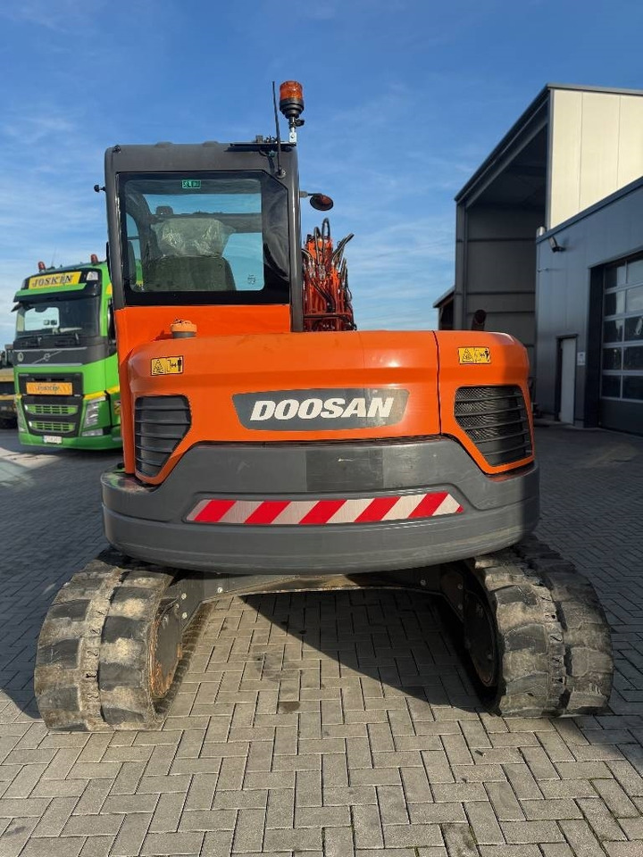 Doosan DX 85 R - Minigrävmaskin: bild 4 Doosan DX 85 R - Minigrävmaskin: bild 4