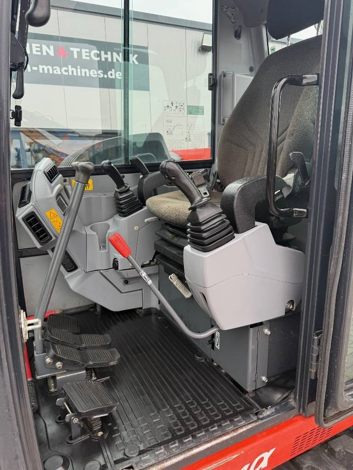Minigrävmaskin Kubota KX 080-4: bild 9