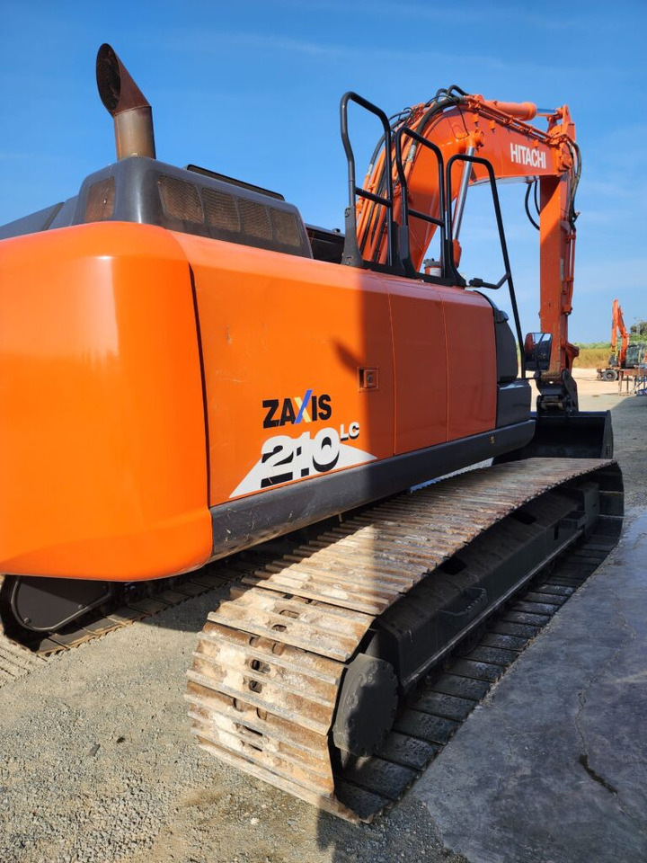HITACHI ZX210LC-6 - Bandgrävare: bild 4 HITACHI ZX210LC-6 - Bandgrävare: bild 4