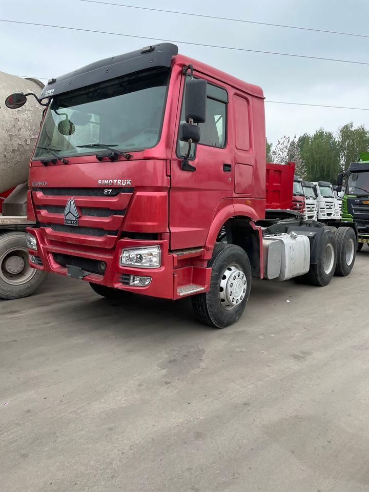 HOWO SINOTRUCK TRACTOR 6X4 371HP - Dragbil: bild 1 HOWO SINOTRUCK TRACTOR 6X4 371HP - Dragbil: bild 1
