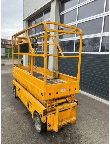 Haulotte Compact 8 - Scherenarbeitsbühne 8,2m, BJ 2021 - Saxlift: bild 3 Haulotte Compact 8 - Scherenarbeitsbühne 8,2m, BJ 2021 - Saxlift: bild 3