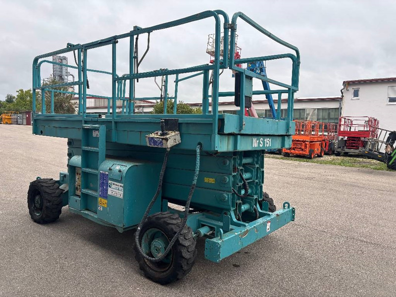 Haulotte H 12 SDX 12m Diesel Scherenarbeitsbühne - Saxlift: bild 4 Haulotte H 12 SDX 12m Diesel Scherenarbeitsbühne - Saxlift: bild 4