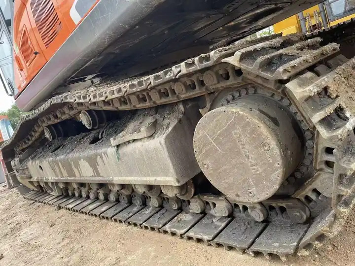 High Quality Second Hand Doosan Dx420 Excavator,Efficient,Energy-saving,And Suitable For Crushing Used Hand Excavators - Bandgrävare: bild 3 High Quality Second Hand Doosan Dx420 Excavator,Efficient,Energy-saving,And Suitable For Crushing Used Hand Excavators - Bandgrävare: bild 3
