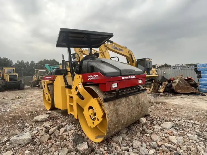 High Quality Used Industrial Compactor Machine Dynapac Cc 422 Hydraulic Vibrating Road Roller For Sale With High Quality - Asfaltvält: bild 3 High Quality Used Industrial Compactor Machine Dynapac Cc 422 Hydraulic Vibrating Road Roller For Sale With High Quality - Asfaltvält: bild 3