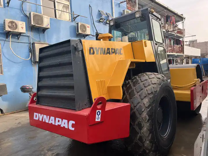 Hot-Selling Used Dynapac Ca30d Road Roller In Stock Good Condition And Quality Assurance Low Price And Low Working Hours On Sale - Asfaltvält: bild 5 Hot-Selling Used Dynapac Ca30d Road Roller In Stock Good Condition And Quality Assurance Low Price And Low Working Hours On Sale - Asfaltvält: bild 5