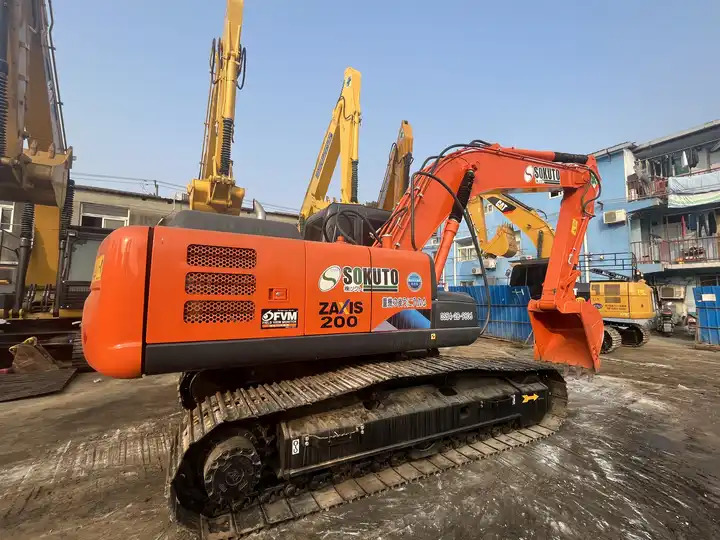 In Good Condition 20ton zx200-3g Hitachi zx200-3 Original Japan Excavator Used Please Consult - Bandgrävare: bild 3 In Good Condition 20ton zx200-3g Hitachi zx200-3 Original Japan Excavator Used Please Consult - Bandgrävare: bild 3