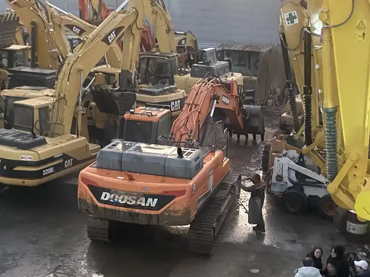 Original Doosan Dx420 Used Excavator/few Working Hours Used 420 Doosan Excavator Dx420 In Stock - Bandgrävare: bild 5 Original Doosan Dx420 Used Excavator/few Working Hours Used 420 Doosan Excavator Dx420 In Stock - Bandgrävare: bild 5
