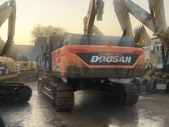 Original Doosan Dx420 Used Excavator/few Working Hours Used 420 Doosan Excavator Dx420 In Stock - Bandgrävare: bild 2 Original Doosan Dx420 Used Excavator/few Working Hours Used 420 Doosan Excavator Dx420 In Stock - Bandgrävare: bild 2
