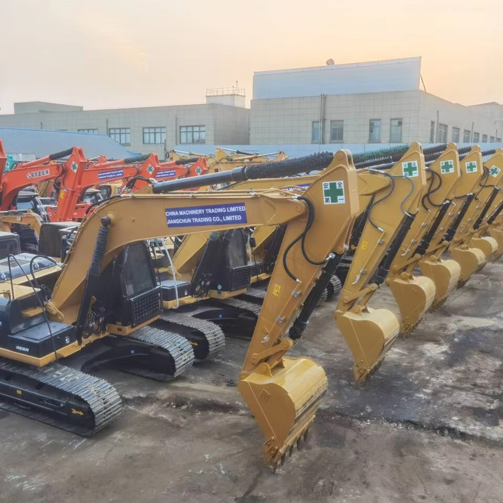 Second Hand Large Excavator CAT 320D 320d2 Caterpillar 20 Ton Used Crawler Excavator Caterpillar 320 Excavators - Grävmaskin: bild 1 Second Hand Large Excavator CAT 320D 320d2 Caterpillar 20 Ton Used Crawler Excavator Caterpillar 320 Excavators - Grävmaskin: bild 1