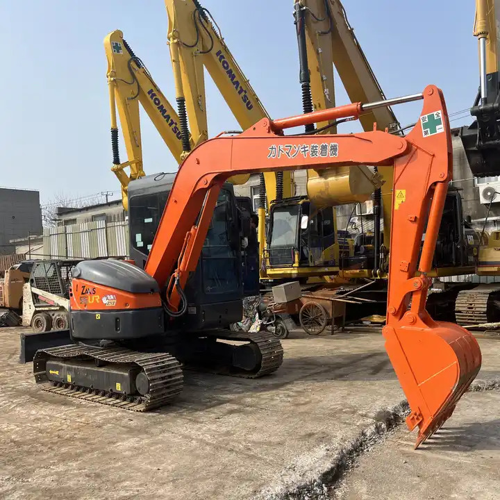 Second Hand excellent original mini excavator hitachi used ZX55 ZX60 ZX70 small used excavator made in Japan for sale - Bandgrävare: bild 2 Second Hand excellent original mini excavator hitachi used ZX55 ZX60 ZX70 small used excavator made in Japan for sale - Bandgrävare: bild 2
