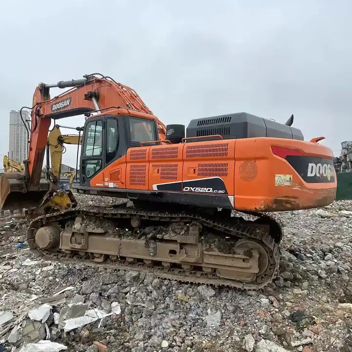 Used Doosan Excavator Doosan Excavator Dx520 Doosan Dx520lc Excavator - Grävmaskin: bild 1 Used Doosan Excavator Doosan Excavator Dx520 Doosan Dx520lc Excavator - Grävmaskin: bild 1