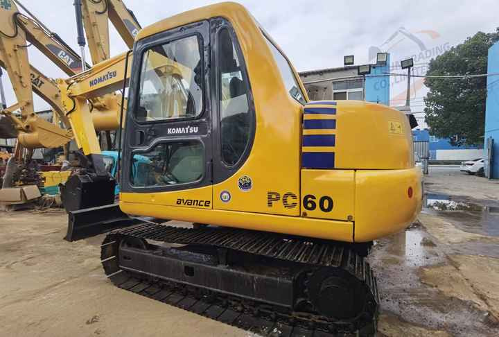 Used komatsu Pc60-7 Crawler Excavator 6 Ton Excavator In Shanghai China For Sale PC 60 60-7 PC60 PC78 excavator - Bandgrävare: bild 3 Used komatsu Pc60-7 Crawler Excavator 6 Ton Excavator In Shanghai China For Sale PC 60 60-7 PC60 PC78 excavator - Bandgrävare: bild 3
