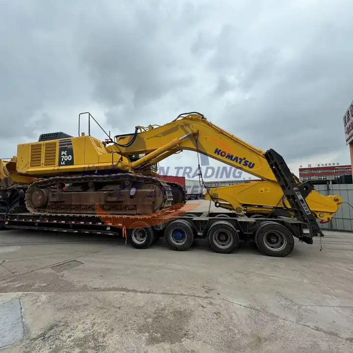 Second hand nice price good condition komatsu pc650 pc600 pc700 65 ton large excavator - Grävmaskin: bild 1 Second hand nice price good condition komatsu pc650 pc600 pc700 65 ton large excavator - Grävmaskin: bild 1