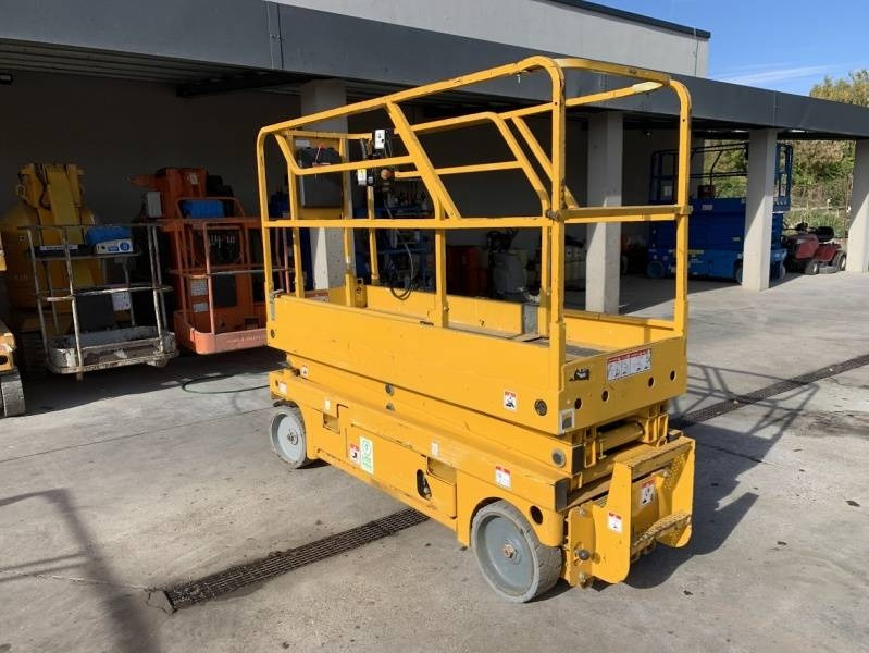 Haulotte Compact 8 - 8m, electric - Saxlift: bild 1 Haulotte Compact 8 - 8m, electric - Saxlift: bild 1