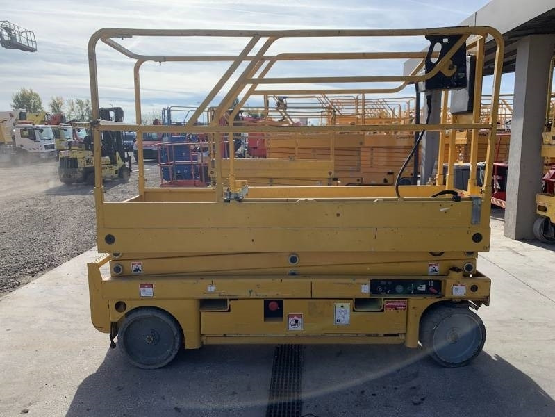 Haulotte Compact 8 - 8m, electric - Saxlift: bild 4 Haulotte Compact 8 - 8m, electric - Saxlift: bild 4