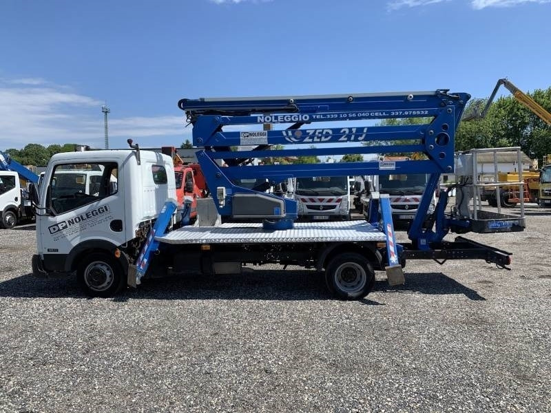 Nissan Cabstar CTE ZED 21 J - 21 m - 200 kg - Billift: bild 5 Nissan Cabstar CTE ZED 21 J - 21 m - 200 kg - Billift: bild 5