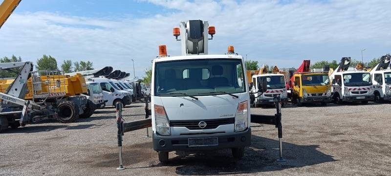 Nissan Cabstar Palfinger P260B - 25,6 m - 230 kg - Billift: bild 3 Nissan Cabstar Palfinger P260B - 25,6 m - 230 kg - Billift: bild 3