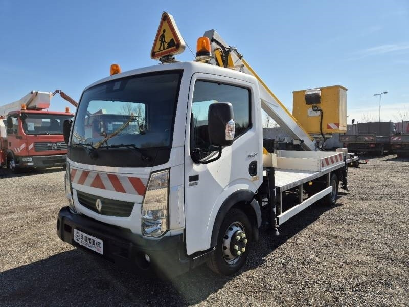 Renault Maxity Multitel 160 ALU DS - 16m - Billift: bild 2 Renault Maxity Multitel 160 ALU DS - 16m - Billift: bild 2