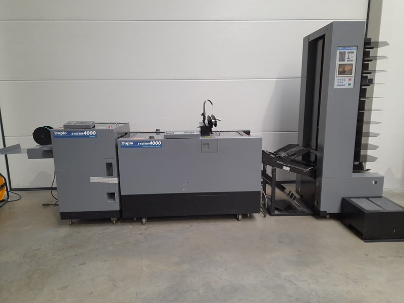 Duplo System 4000 - Tryckmaskin: bild 1 Duplo System 4000 - Tryckmaskin: bild 1