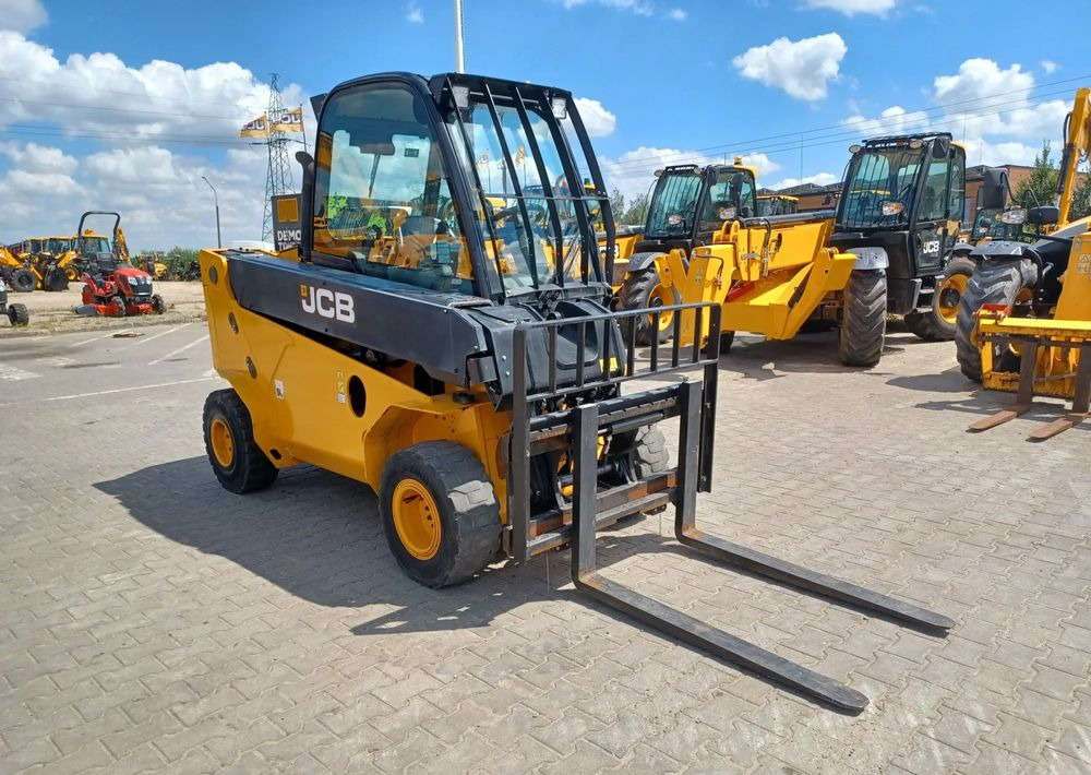JCB TLT 35-26D - Övrig maskin: bild 2 JCB TLT 35-26D - Övrig maskin: bild 2