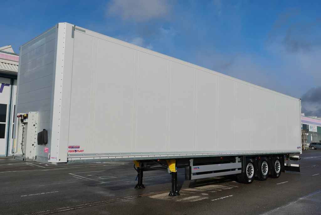 Schmitz Cargobull SKO 24/ 3 x ZURRLEISTE / LED/ LIFT 39 tsd km - Skåp semitrailer: bild 4 Schmitz Cargobull SKO 24/ 3 x ZURRLEISTE / LED/ LIFT 39 tsd km - Skåp semitrailer: bild 4