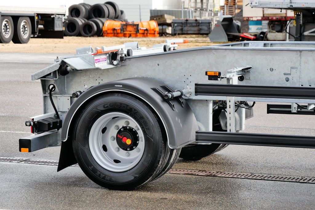 Web-Trailer ARA 18/ DIN 30722 / 5000 - 7000 mm/19,5 VERZINKT - Lastväxlarsläp/ Liftdumpersläp: bild 5 Web-Trailer ARA 18/ DIN 30722 / 5000 - 7000 mm/19,5 VERZINKT - Lastväxlarsläp/ Liftdumpersläp: bild 5