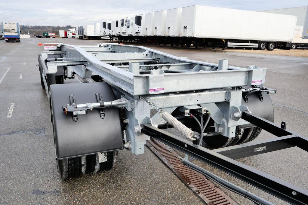 Web-Trailer ARA 18/ DIN 30722 / 5000 - 7000 mm/19,5 VERZINKT - Lastväxlarsläp/ Liftdumpersläp: bild 3 Web-Trailer ARA 18/ DIN 30722 / 5000 - 7000 mm/19,5 VERZINKT - Lastväxlarsläp/ Liftdumpersläp: bild 3