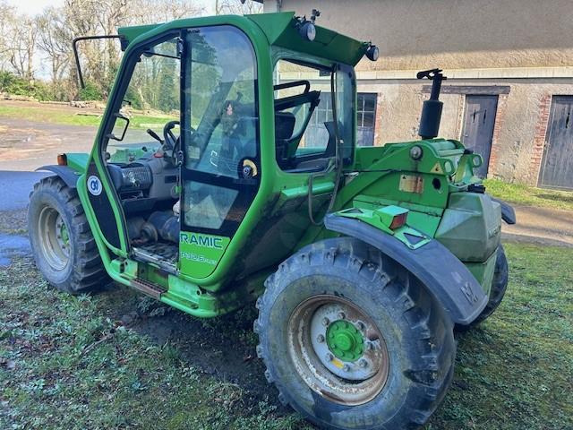 MERLO P32-6 PLUS 4 ROUES MOTRICES - Skjutstativtruck: bild 2 MERLO P32-6 PLUS 4 ROUES MOTRICES - Skjutstativtruck: bild 2