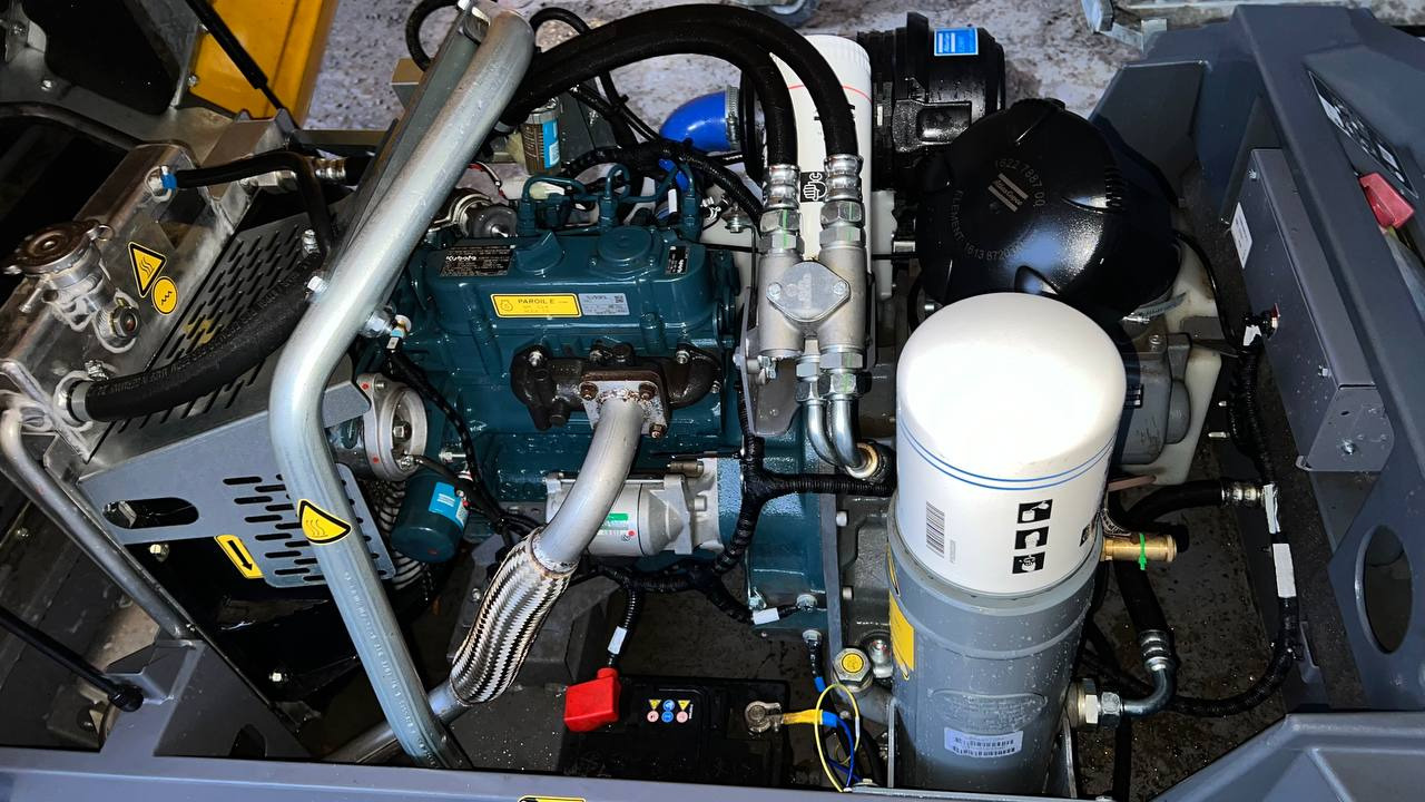 ATLAS Copco XAS48 - Luftkompressor: bild 2 ATLAS Copco XAS48 - Luftkompressor: bild 2