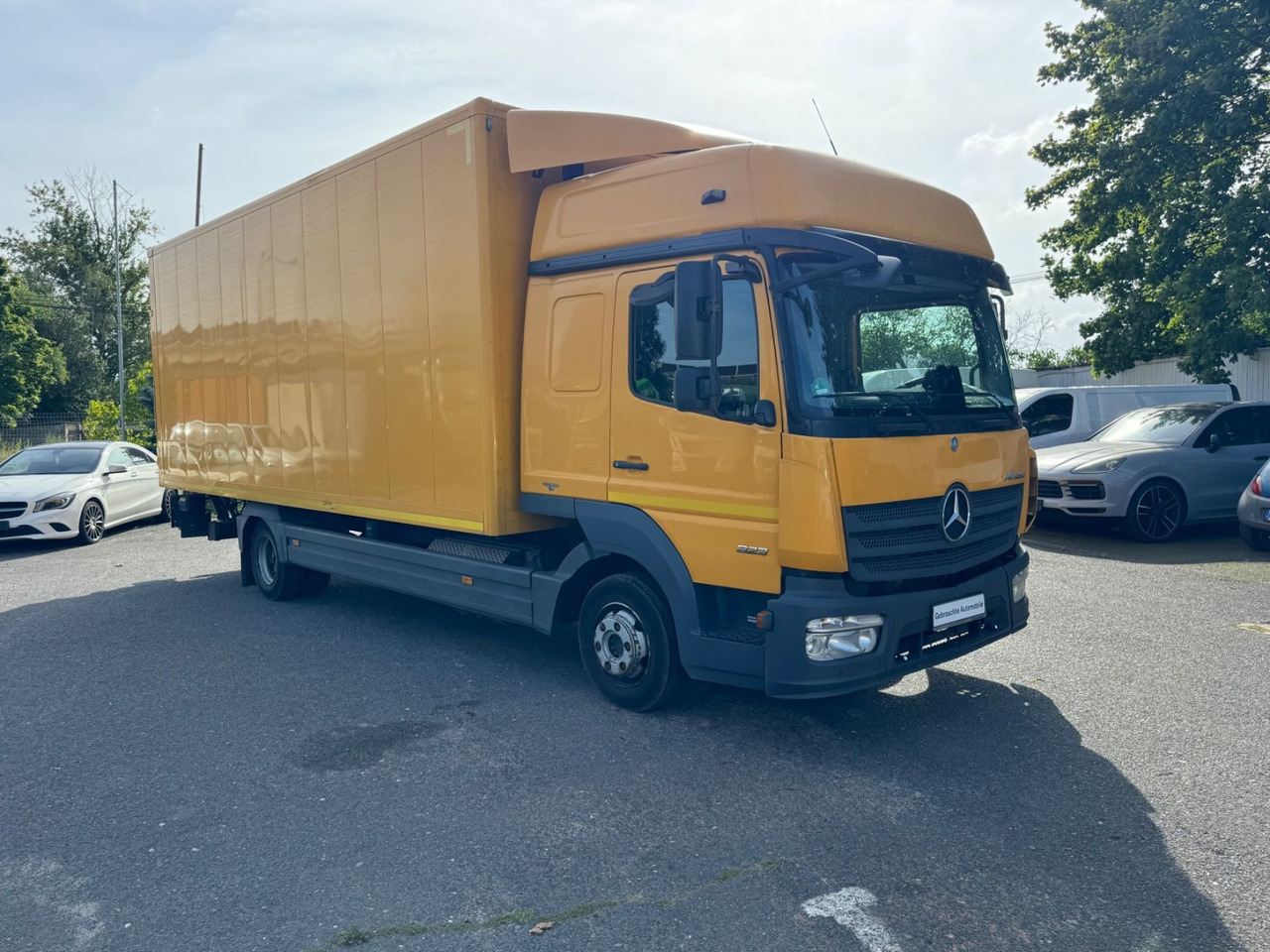 Mercedes-Benz Atego 823 Klima Tempomat - Lbw - Schlafplatz - Lastbil med skåp: bild 2 Mercedes-Benz Atego 823 Klima Tempomat - Lbw - Schlafplatz - Lastbil med skåp: bild 2