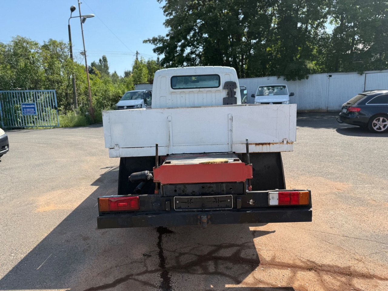 Mitsubishi Intercooler Canter - Transportbil med tippflak: bild 5 Mitsubishi Intercooler Canter - Transportbil med tippflak: bild 5