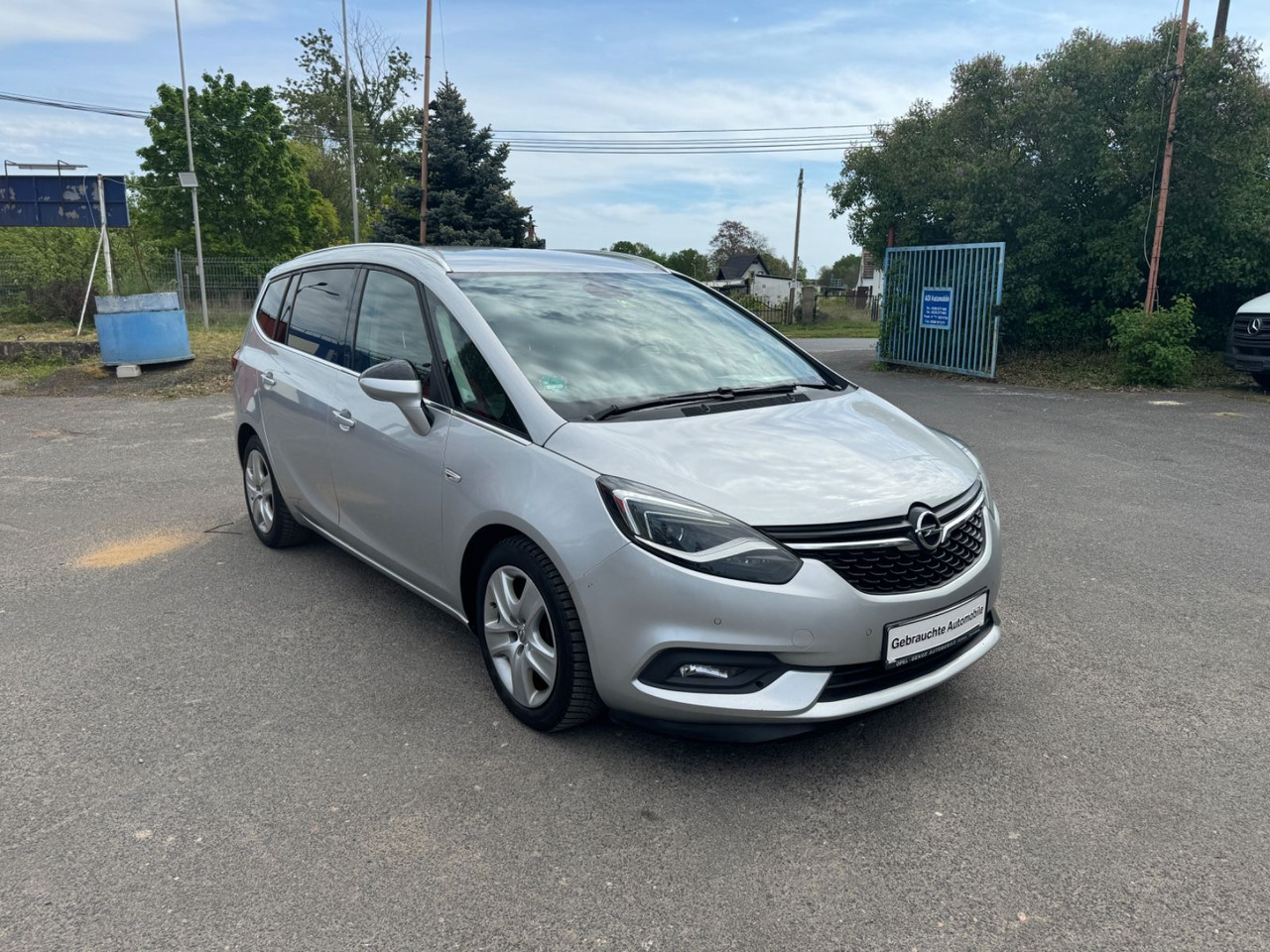 Opel Zafira Tourer - Persontransport: bild 2 Opel Zafira Tourer - Persontransport: bild 2