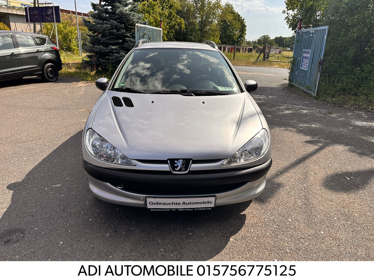 Peugeot 206 SW Grand Filou Cool - Personbil: bild 1 Peugeot 206 SW Grand Filou Cool - Personbil: bild 1
